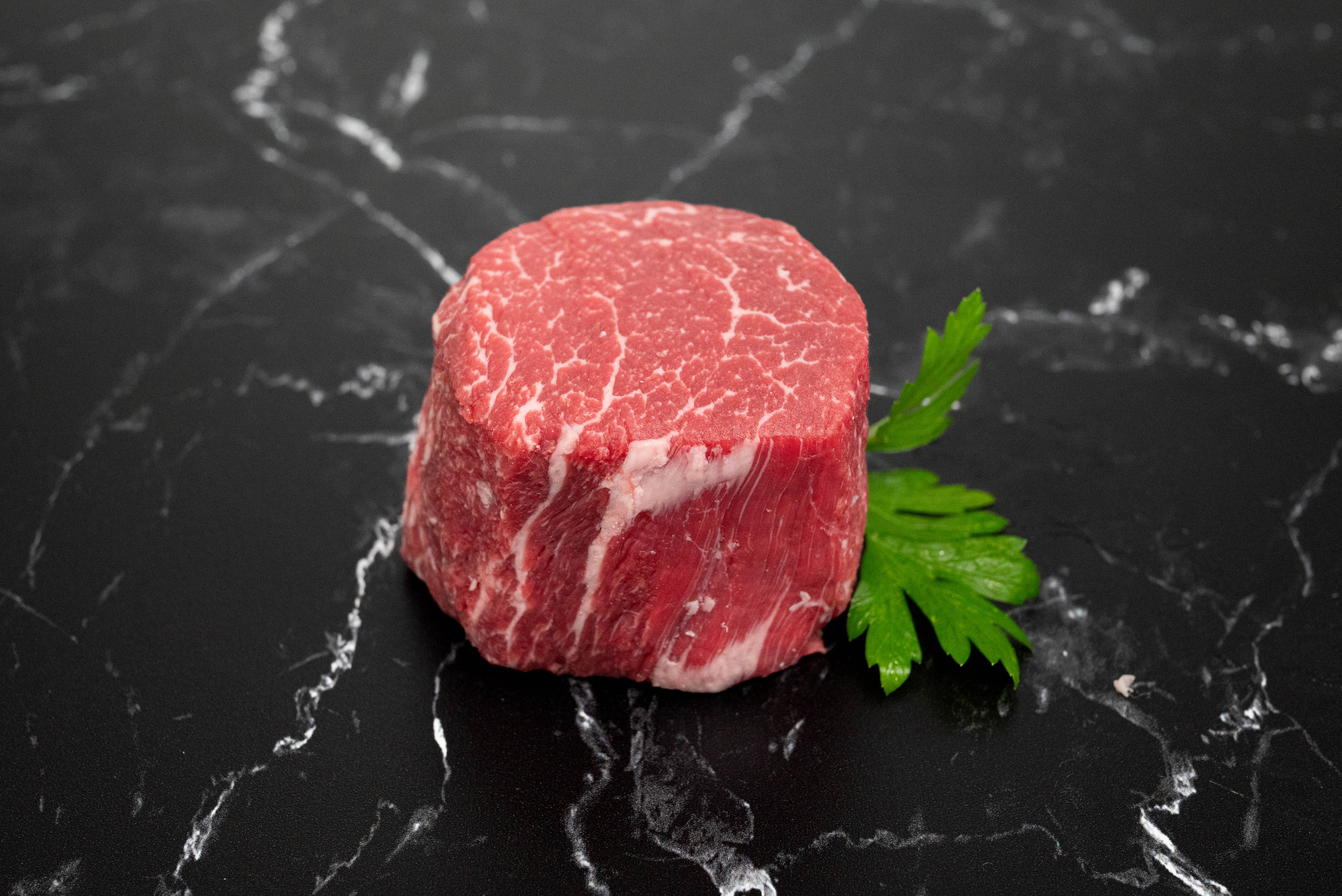 テンダーロイン　S.W SHOTS Wagyu Tenderloin-filet Mignon Steaks (2 Steaks, 6 oz Each) – Wagyu~X
